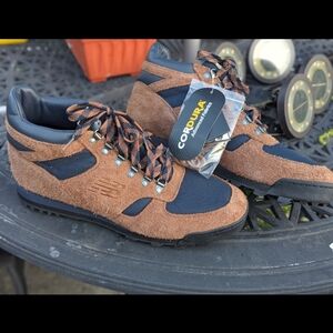 Nwt New balance Boots Men's Size 14